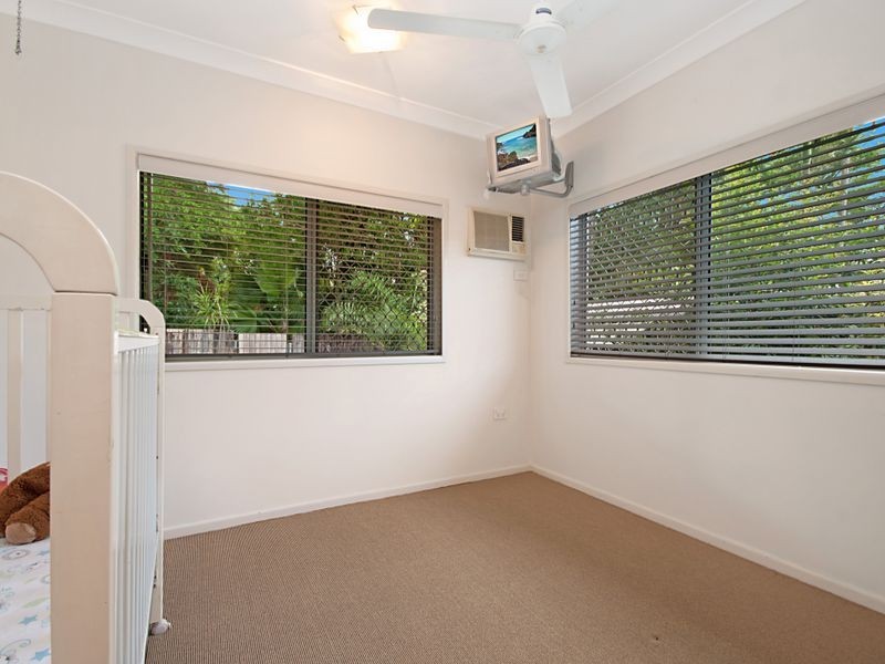 8 Clohesy Court, Kanimbla QLD 4870
