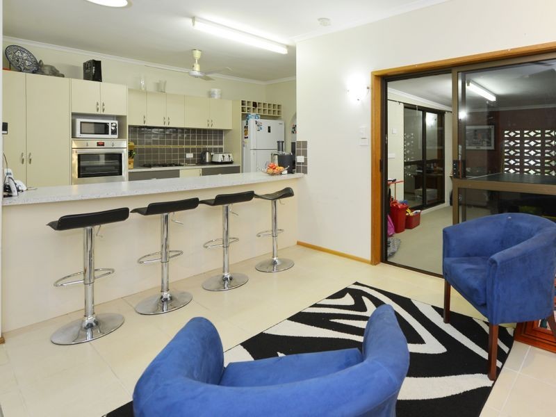 22 Shannon Drive, Woree QLD 4868