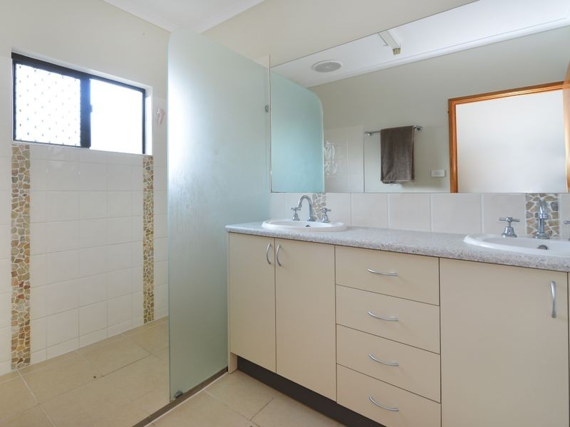 22 Shannon Drive, Woree QLD 4868