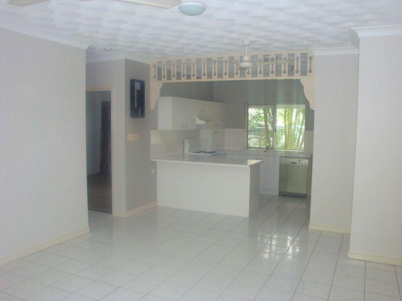 8/34 Springfield Crescent, Manoora QLD 4870