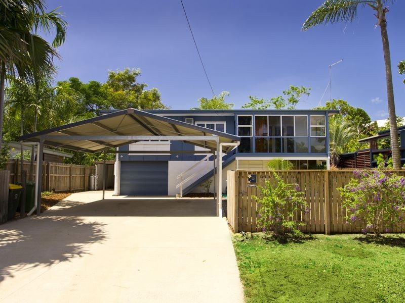 12 Guava Street, Holloways Beach QLD 4878