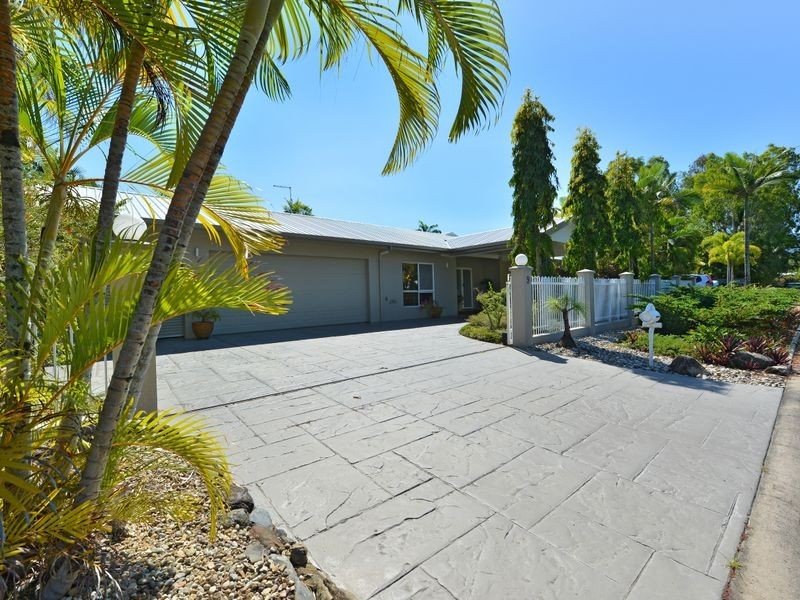 9 Heron Close, Kewarra Beach QLD 4879