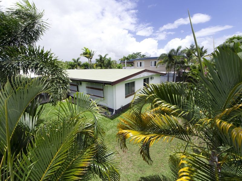 32 Grogan Street, Westcourt QLD 4870