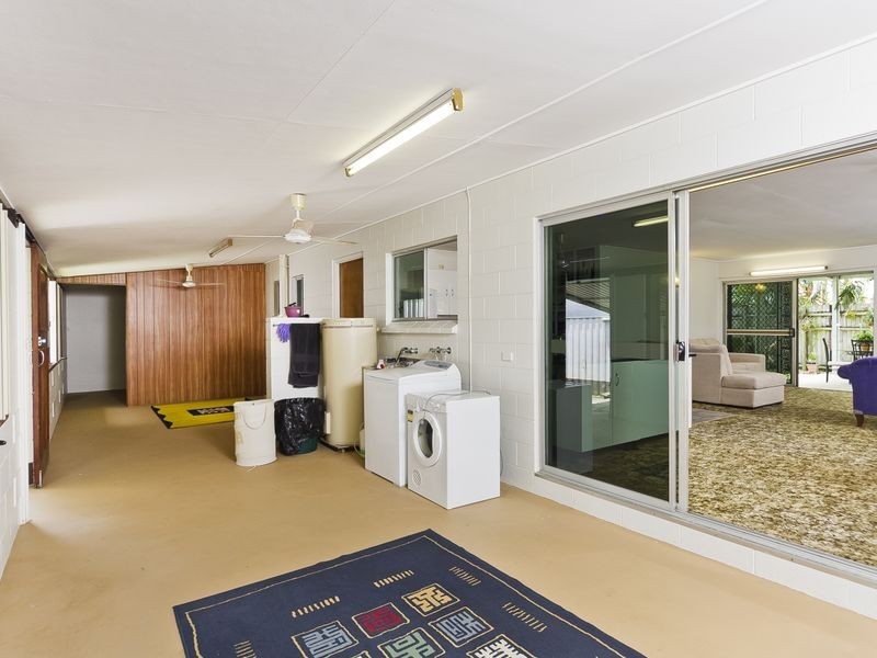 32 Grogan Street, Westcourt QLD 4870