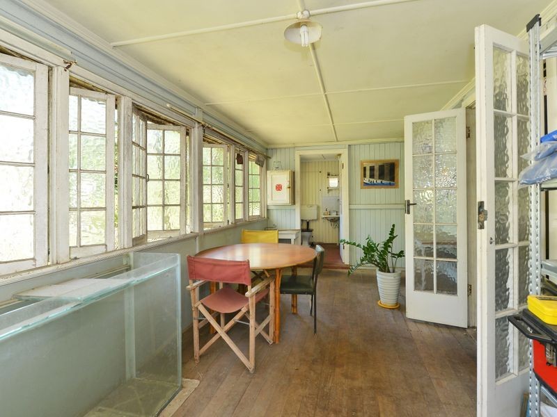 3 Law Street, Cairns North QLD 4870