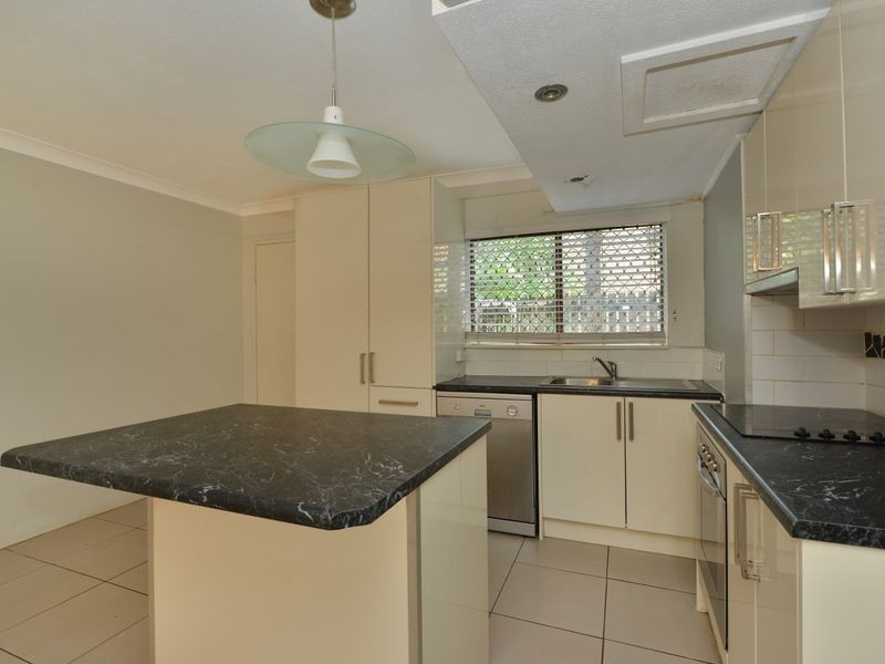 11/350 Sheridan Street, Cairns North QLD 4870