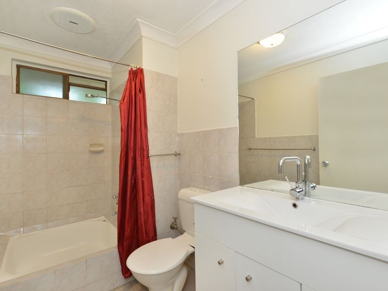 11/350 Sheridan Street, Cairns North QLD 4870