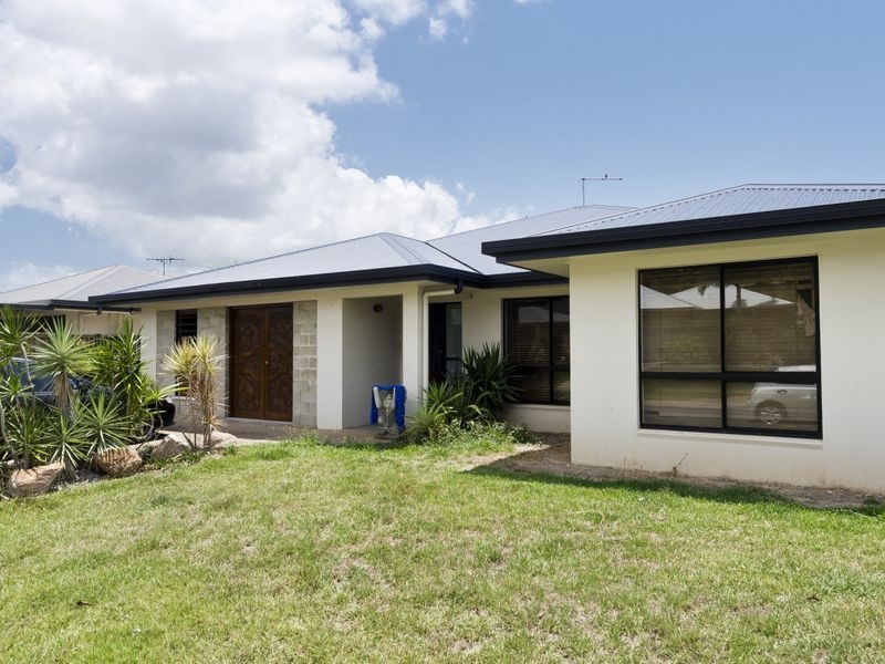 2 Goldberg Close, White Rock QLD 4868