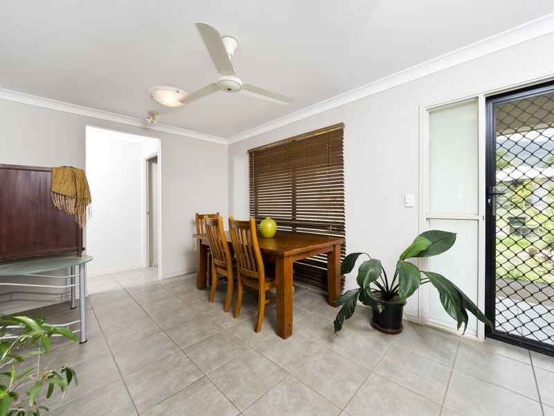 2 Goldberg Close, White Rock QLD 4868