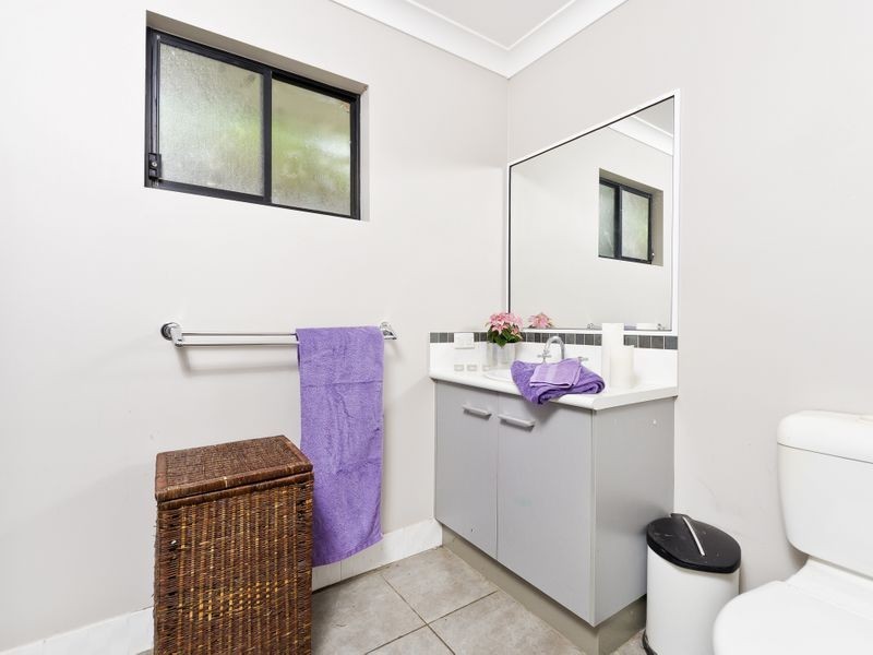 2 Goldberg Close, White Rock QLD 4868