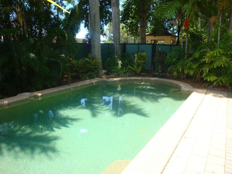 Stratford QLD 4870
