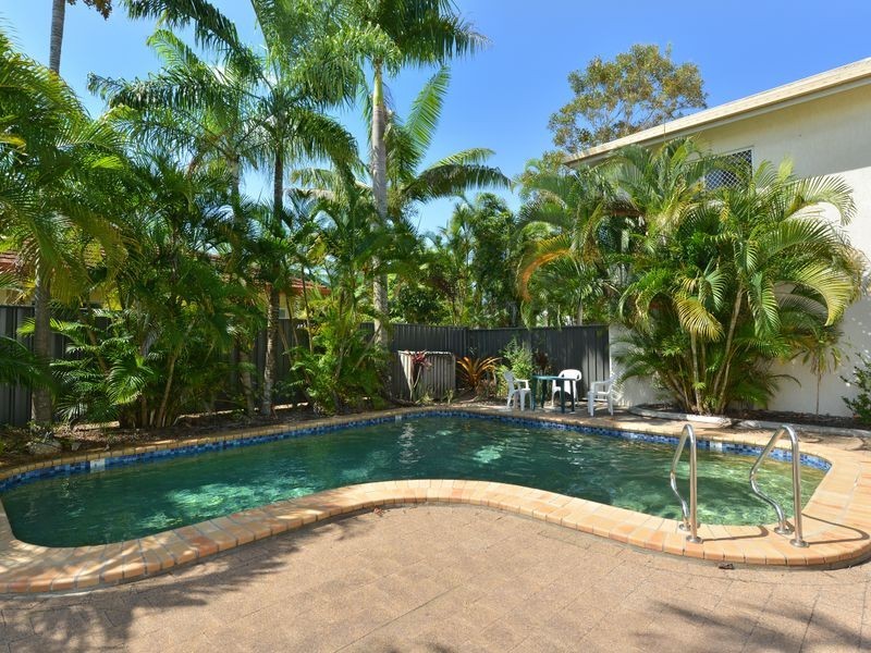 10/15 Grantala Street, Manoora QLD 4870