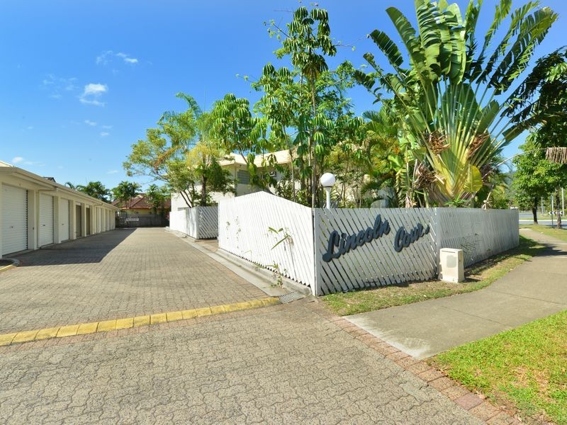 10/15 Grantala Street, Manoora QLD 4870