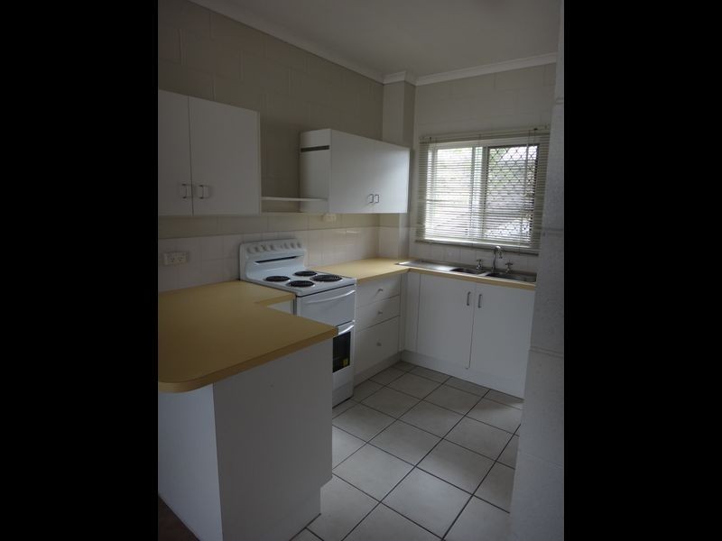 10/7 Charlotte Close, Woree QLD 4868