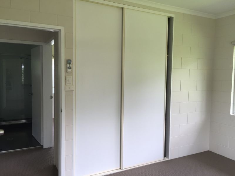 1/2-4 Brooks Street, Whitfield QLD 4870