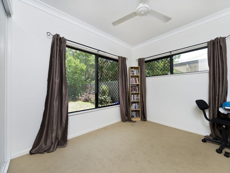 9 Quartzborough Promenade, Trinity Park QLD 4879
