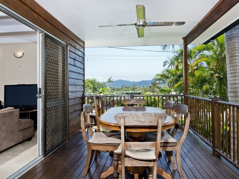 2 -4 Duignan Street, Whitfield QLD 4870