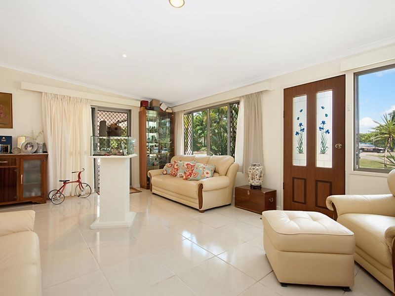 52 Mission Road, White Rock QLD 4868