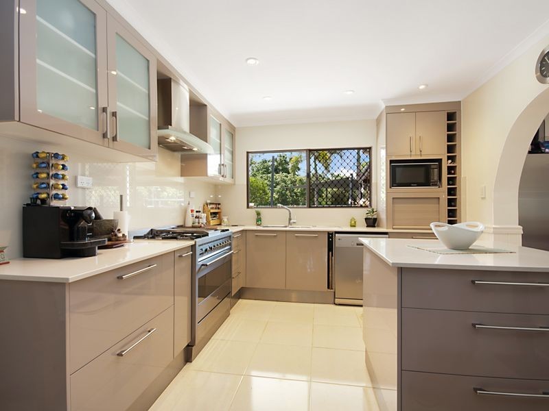 52 Mission Road, White Rock QLD 4868