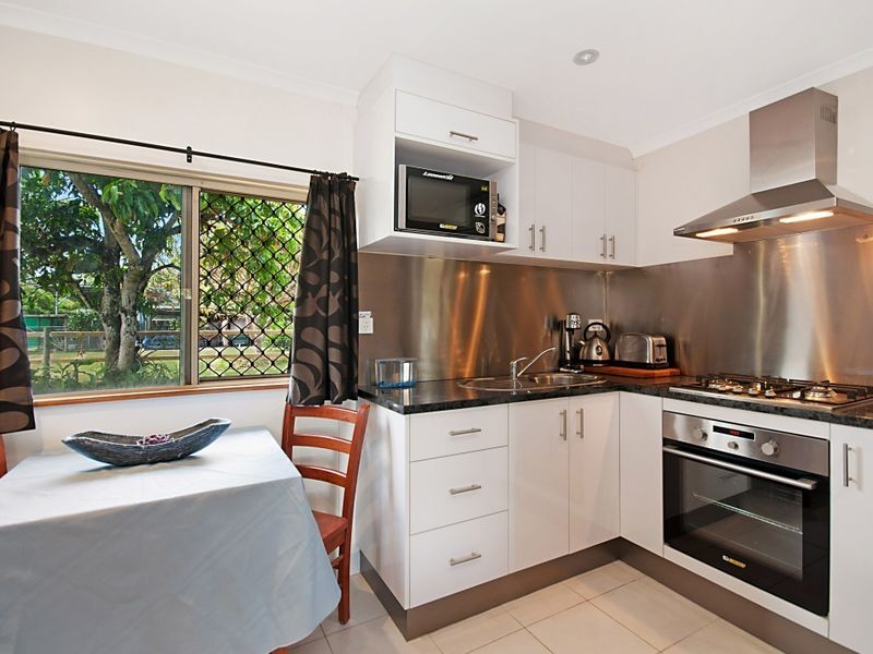 52 Mission Road, White Rock QLD 4868