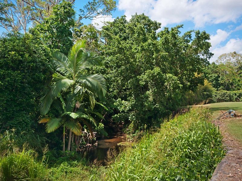 52 Mission Road, White Rock QLD 4868