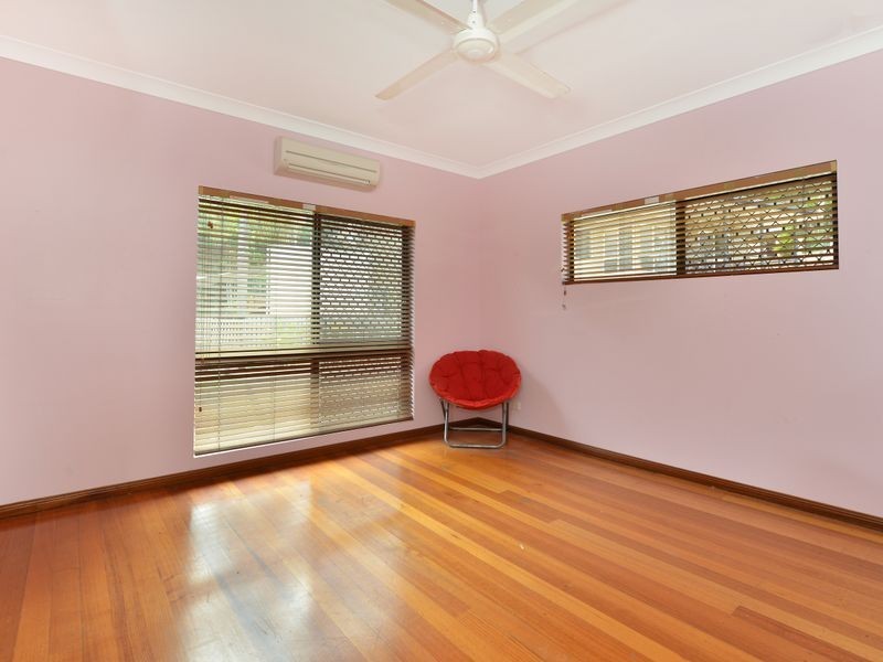 6 Trundle Terrace, Whitfield QLD 4870