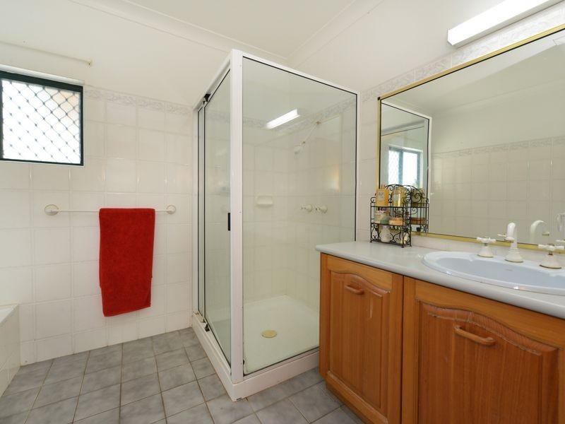 6 Trundle Terrace, Whitfield QLD 4870