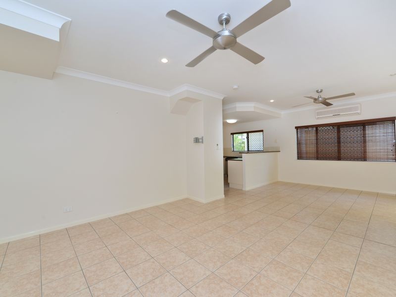 3/24 Old Smithfield Road, Freshwater QLD 4870