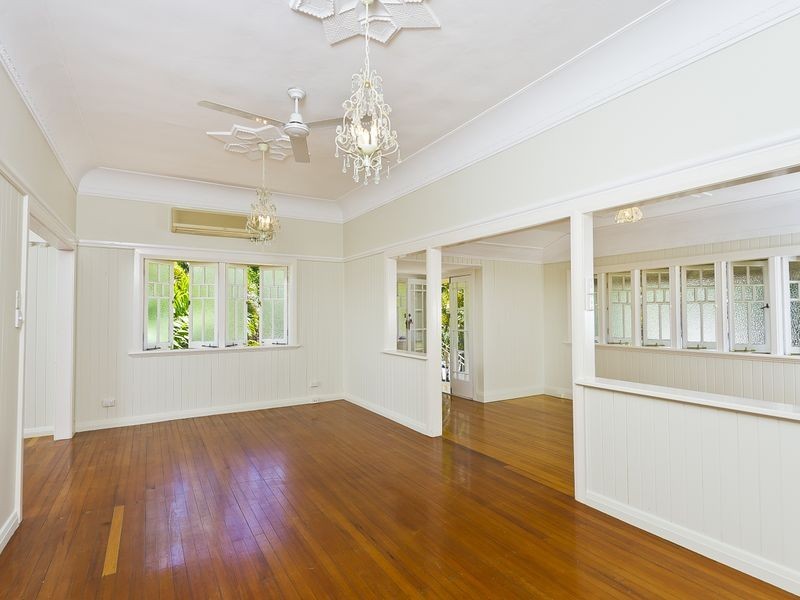 31 Hall Street, Edge Hill QLD 4870