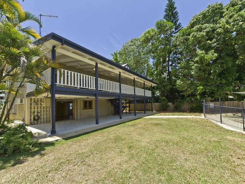 31 Hall Street, Edge Hill QLD 4870