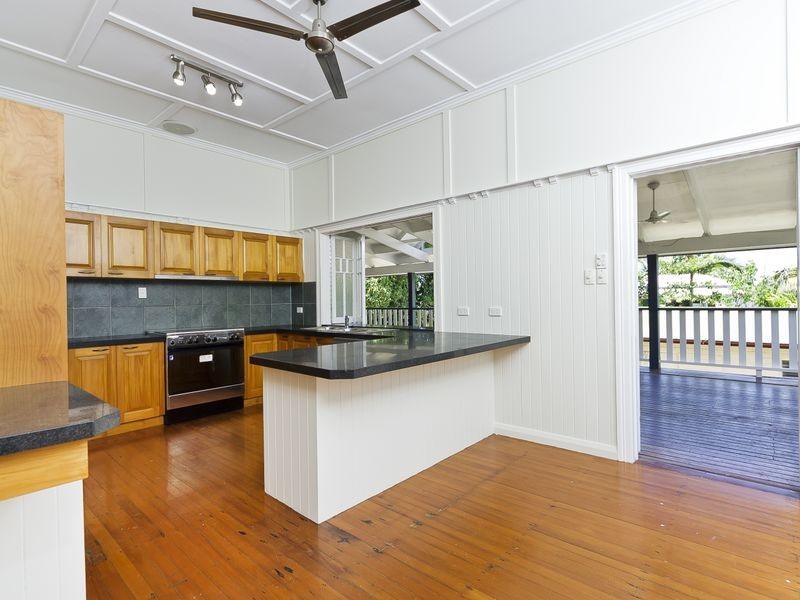 31 Hall Street, Edge Hill QLD 4870