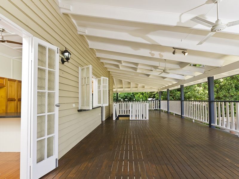 31 Hall Street, Edge Hill QLD 4870