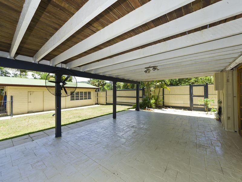 31 Hall Street, Edge Hill QLD 4870