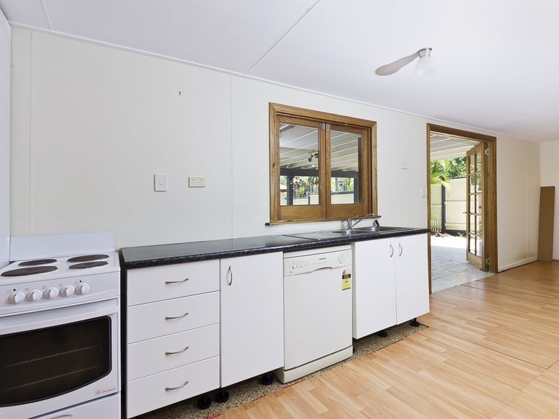 31 Hall Street, Edge Hill QLD 4870