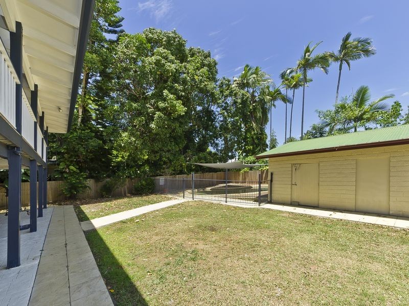 31 Hall Street, Edge Hill QLD 4870