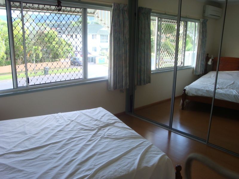 Manoora QLD 4870