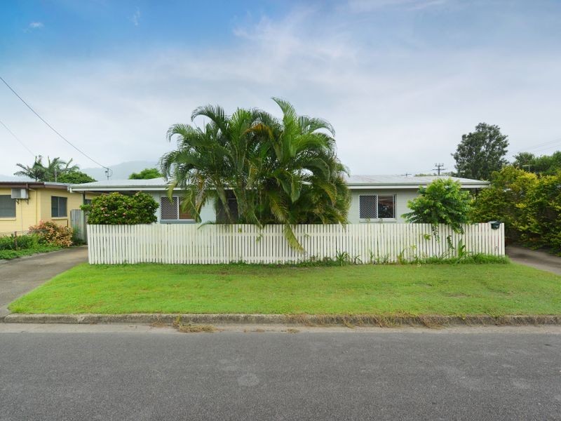 2/41 Sperring Street, Manunda QLD 4870
