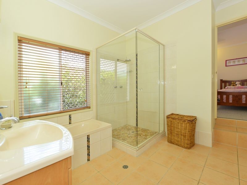 110 Hobson Drive, Brinsmead QLD 4870