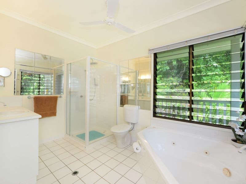 10 Cyathea Close, Kamerunga QLD 4870