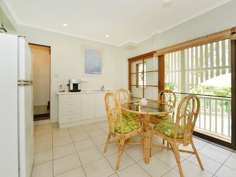 10 Cyathea Close, Kamerunga QLD 4870