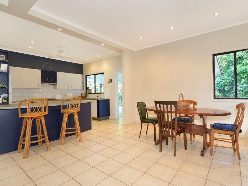 128 Pease Street, Manoora QLD 4870