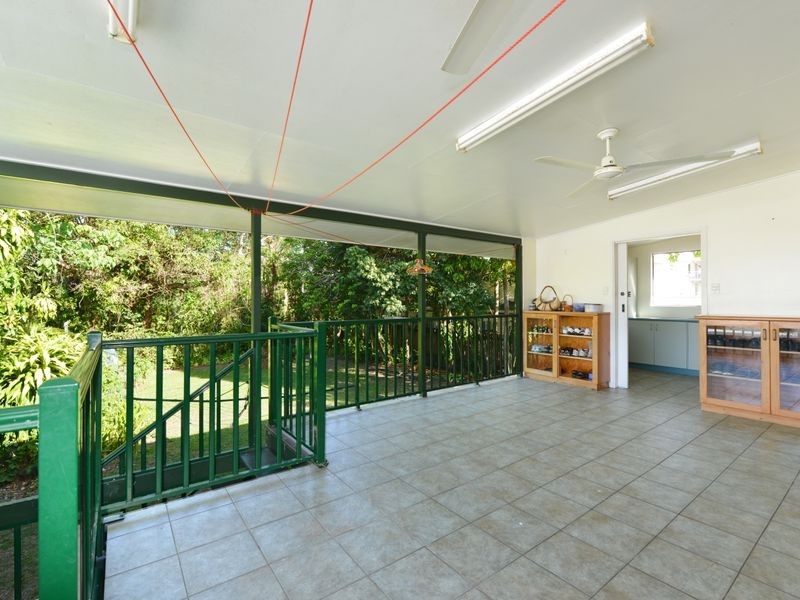 128 Pease Street, Manoora QLD 4870