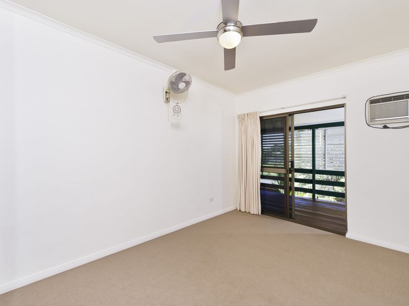 28 Macilwratih Street, Manoora QLD 4870