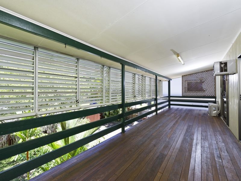 28 Macilwratih Street, Manoora QLD 4870