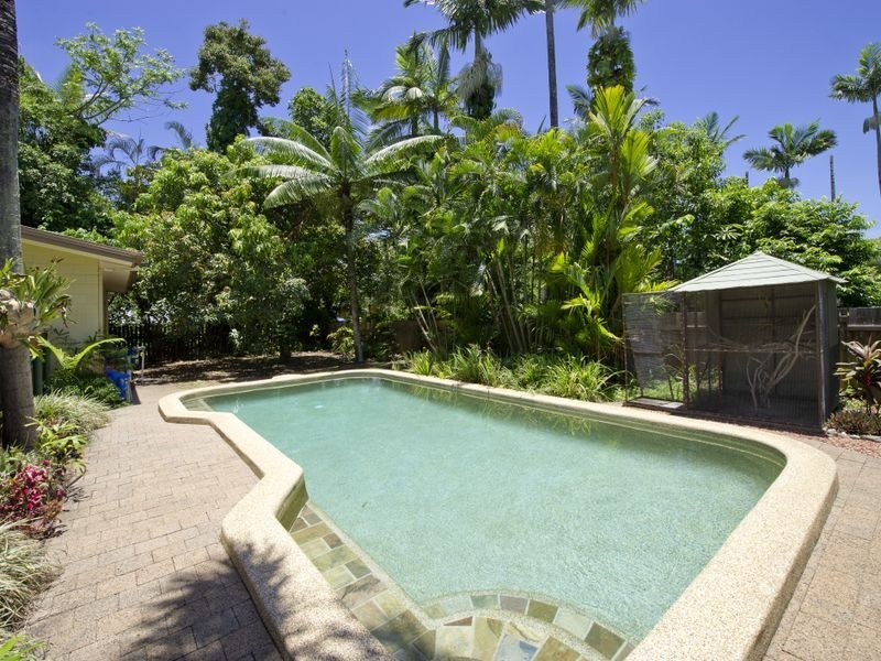 28 Macilwratih Street, Manoora QLD 4870