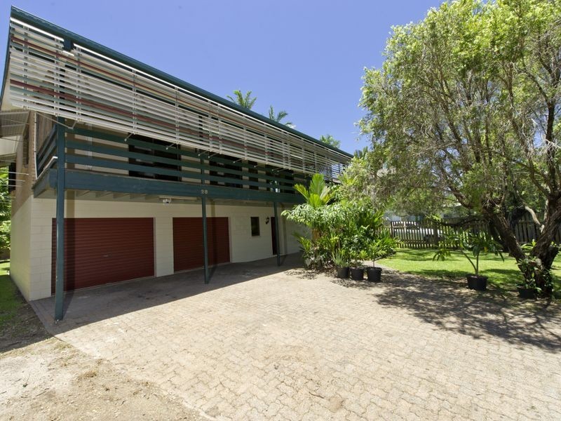 28 Macilwratih Street, Manoora QLD 4870