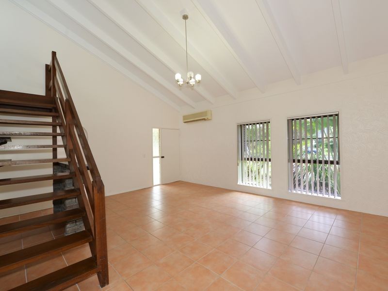 9 Friend Street, Edge Hill QLD 4870