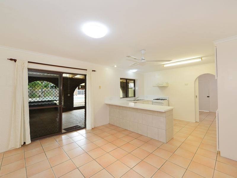 9 Friend Street, Edge Hill QLD 4870