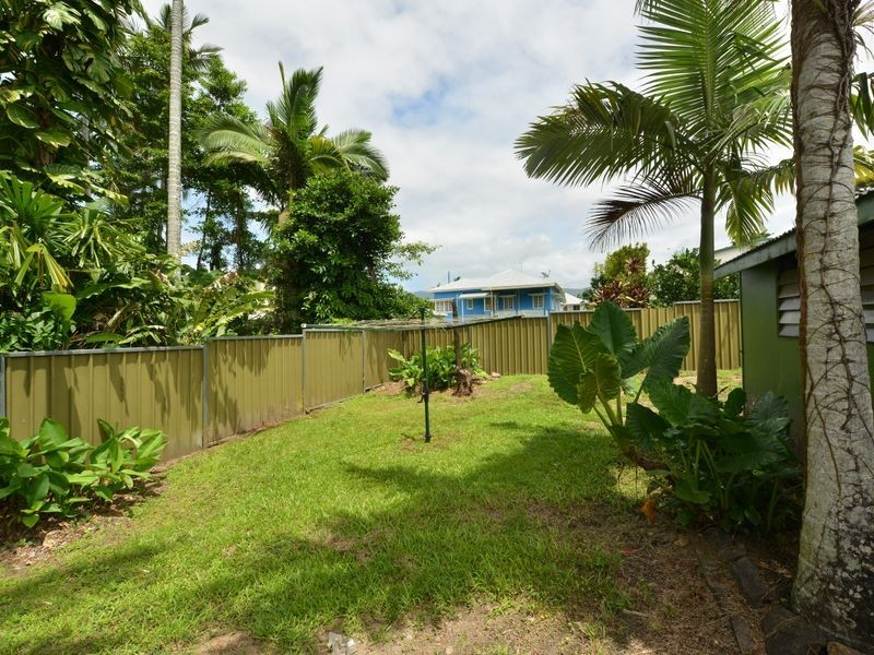 9 Friend Street, Edge Hill QLD 4870