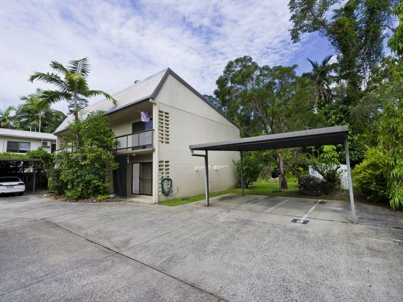 3/2 McPherson Close, Edge Hill QLD 4870